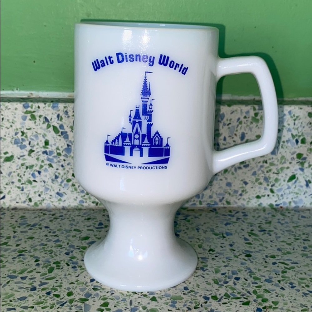 Vintage Walt Disney World glass bake pedestal mug